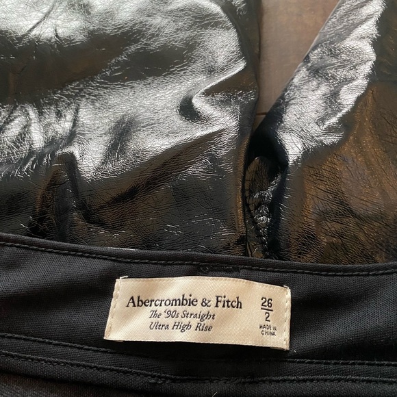 Abercrombie and Fitch 90s straight High rise faux leather pants - Picture 5 of 12